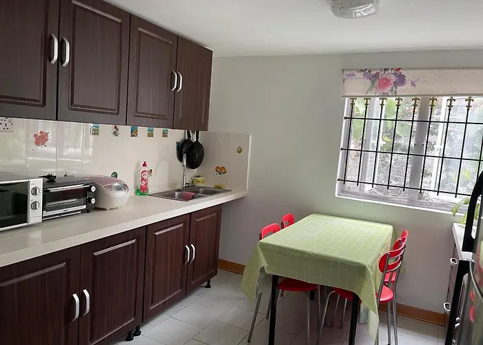 Lemon House