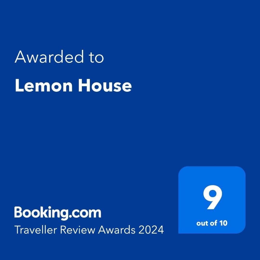 Lemon House Homestay *